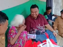 Yudha Puja Turnawan Kunjungi Lansia 100 Tahun di Cibiuk Dan 10 Kepala Keluarga Lansia dan Dhuafa